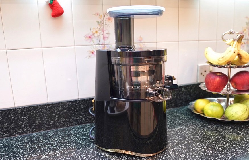 Why The Hurom High-Performance Juicer Is So Famous
