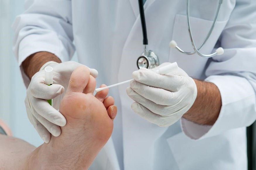 3 Main Reasons To See Your Foot Doctor Regularly