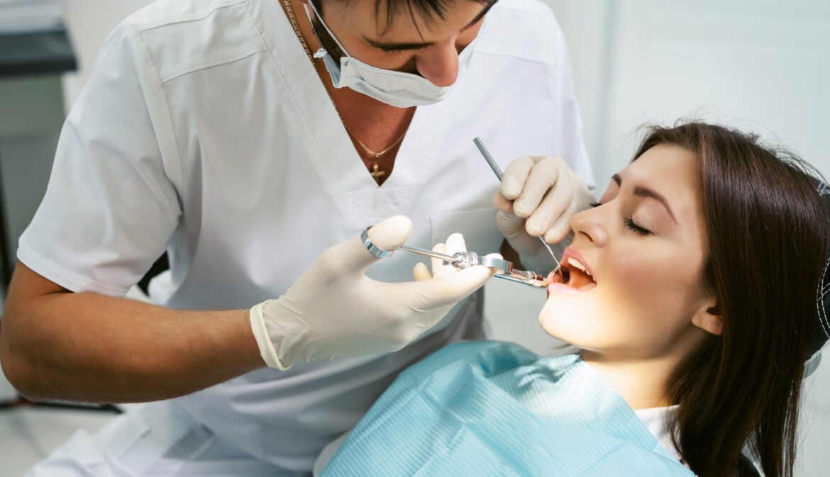 How to Take Care of Your Teeth and Mouth to Be Healthier?