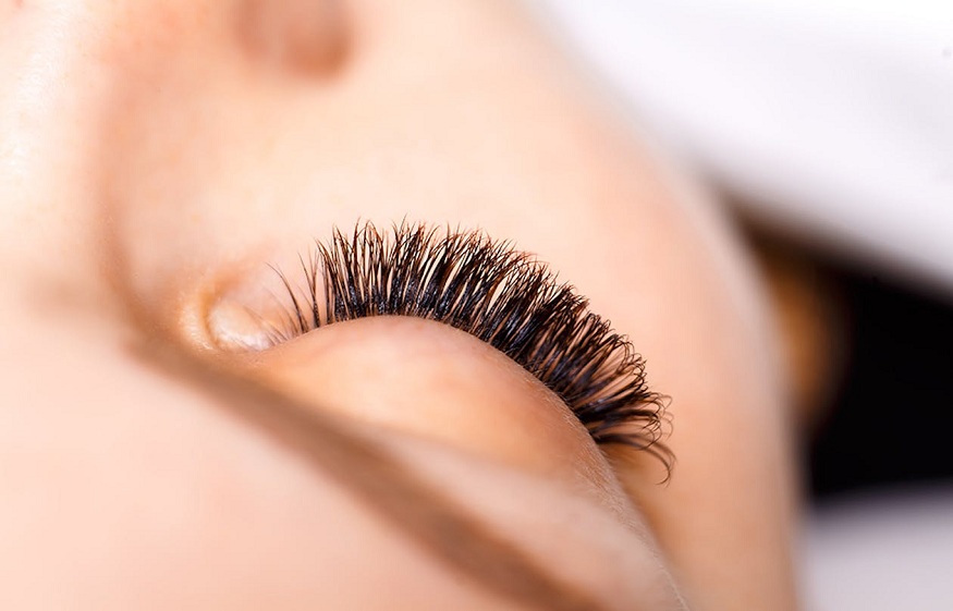 How to Choose the Best Eyelash Extensions in Phoenix for Your Eye Shape