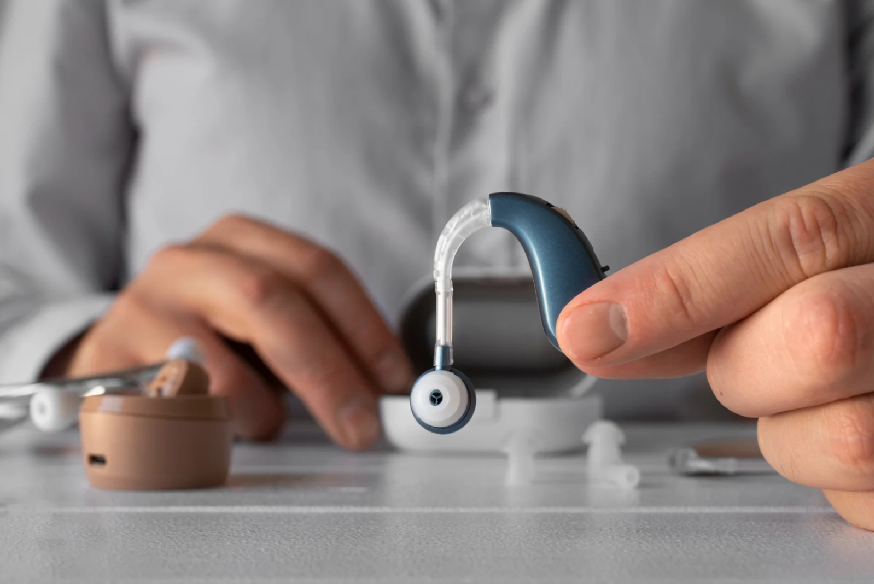 Why Early Hearing Aid Evaluations Preserve Your Brain’s Auditory Power